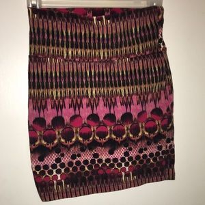 DETAILED PENCIL SKIRT